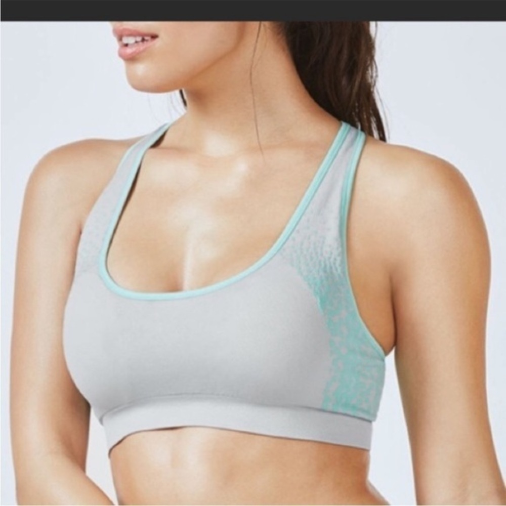 Fabletics Renee Seamless Bra‎ Grey/Green Polka Dot Size Medium Moisture Wicking
